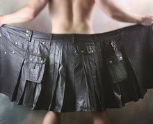 Load image into Gallery viewer, Men Scottish Genuine Cow hide Leather Pleated Kilt Top Quality Real Leather Kilt
