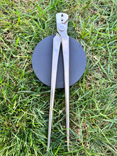 Load image into Gallery viewer, 12" FARRIER Horse Horseshoe Nail Puller Hoof Clinch Farrier Tool Trimmer Cutter