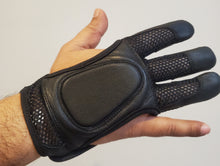 Load image into Gallery viewer, ARCHERY FULL SHOOT SHOOT LEATHER GLOVE TOP QUALITY GLOVE 100% REAL LEATHER (Copy)