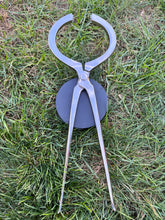 Load image into Gallery viewer, Farrier Hoof pier Tester Max Jaws Horse Equine Veterinary Tools 13", 19" inch Long