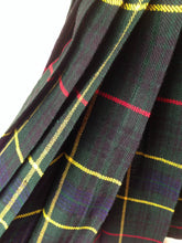 Load image into Gallery viewer, Men's 8 Yard Scottish Tartan Highland Wedding Kilt Hunting Stewart