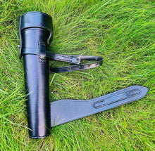 Load image into Gallery viewer, Fox Hunting Baton Flask Stainless Steel Saddle Hip Flask with Leather Case