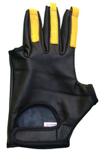 Load image into Gallery viewer, ARCHERY FULL SHOOT SHOOT LEATHER GLOVE TOP QUALITY GLOVE 100% REAL LEATHER