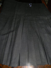 Load image into Gallery viewer, Men's 8 Yard Scottish Tartan Highland Wedding Kilt Black Tartan