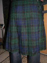 Load image into Gallery viewer, Men's 8 Yard Scottish Tartan Highland Wedding Kilt Mackey