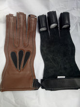 Load image into Gallery viewer, AMERICAN ARCHERY SHOOTING LEATHER GLOVE TOP QUALITY GLOVE 100% REAL LEATHER