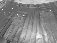 Load image into Gallery viewer, Men Scottish Synthetic Leather Pleated Kilt Top Quality PU Leather Kilt