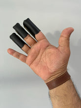 Load image into Gallery viewer, BURNISH ARCHERY SHOOTING LEATHER 3 FINGER GLOVE 100% BURNISH LEATHER Black/Brown