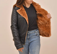 Load image into Gallery viewer, Women's Genuine Leather fur Jacket....Brand new!!!