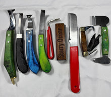 Load image into Gallery viewer, 9- Items Heavy Duty Professional Horse Care Farrier Hoof loop Knife Kit