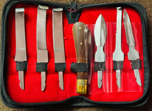 Load image into Gallery viewer, Horse Farrier Tool Changeable 6 piece Hoof Knife Set Cattle Pick Tac Wood Handle Zip Up Wallet
