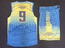 Load image into Gallery viewer, 10 Adult Basketball Uniforms Set Reversible Home &amp; away of Jerseys &amp; Shorts
