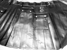 Load image into Gallery viewer, Men Scottish Synthetic Leather Pleated Kilt Top Quality PU Leather Kilt
