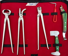 Load image into Gallery viewer, Heavy Duty Professional Horse Care Farrier Tool Kit Hoof Clincher Nipper RASP

