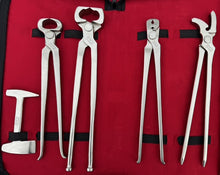 Load image into Gallery viewer, Farrier Horse Hoof Kit Nippers Nail Puller Clincher Buffer and Puller Trimming-
