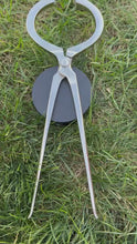Load and play video in Gallery viewer, Farrier Hoof pier Tester Max Jaws Horse Equine Veterinary Tools 13&quot;, 19&quot; inch Long
