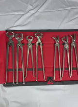 Load and play video in Gallery viewer, 9 items Heavy Duty Professional Horse Care Farrier Hoof Clincher Tool Kit