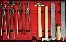 Load image into Gallery viewer, 9 items Heavy Duty Professional Horse Care Farrier Hoof Clincher Tool Kit RASP